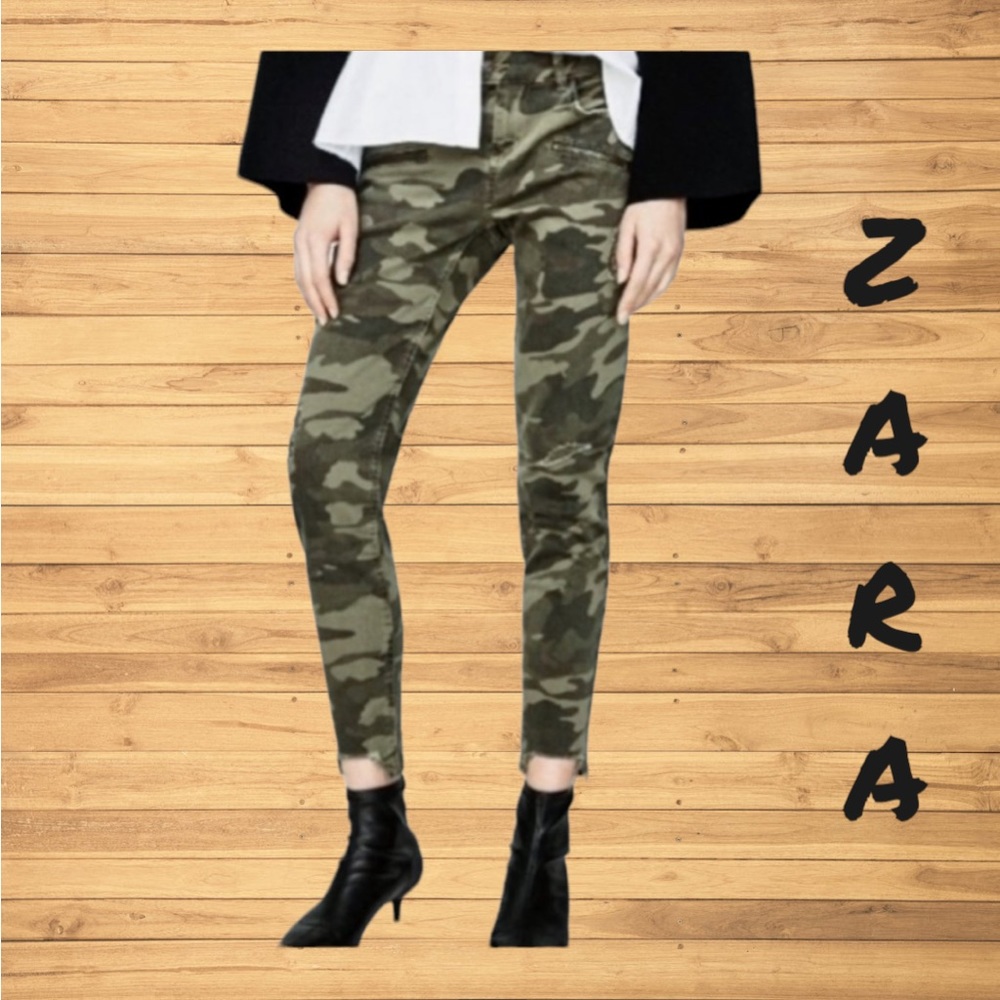 Zara High Waist Camo Premium Denim Collection. Women’s Size 4